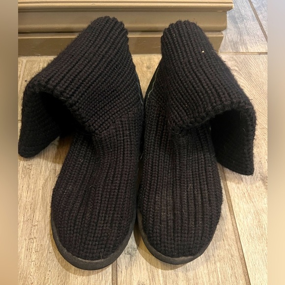 UGG Shoes - Ugg Classic Cardy black size 5